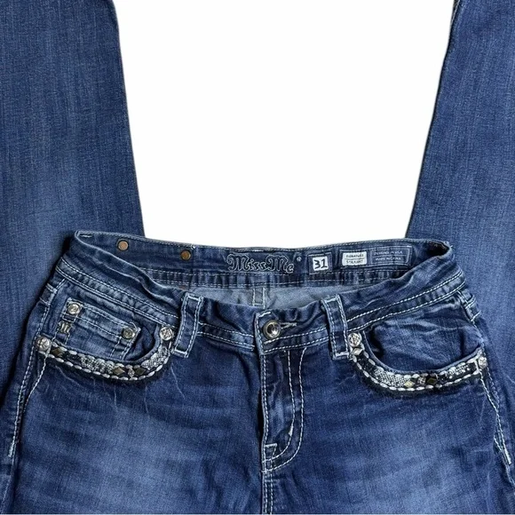 Miss Me Signature Straight Leg Studded Jeans Size 31 - Picture 3 of 6